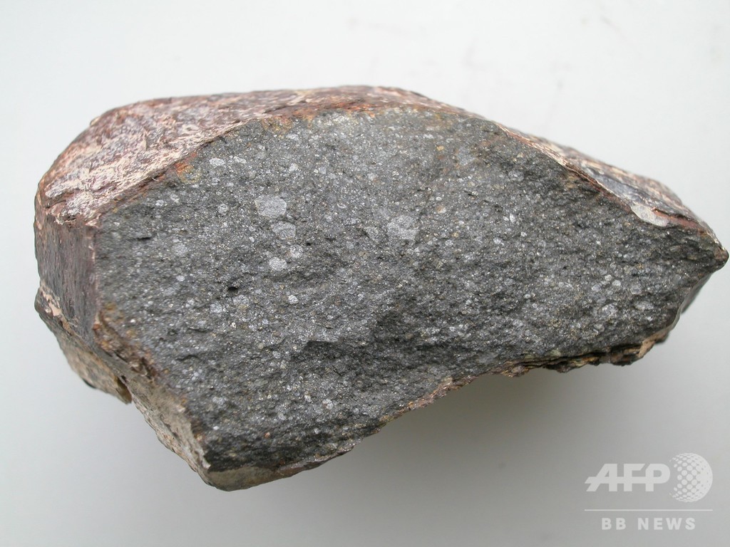 地球は最初から青かった? 水の起源に新隕石説 研究 地球は最初から青かった? 水の起源に新隕石説 研究