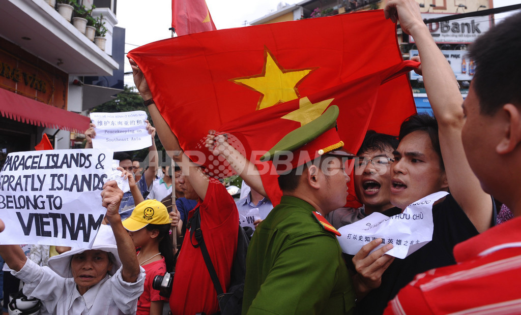 中国とベトナムが「平和的解決」で合意、南シナ海問題 中国とベトナムが「平和的解決」で合意、南シナ海問題