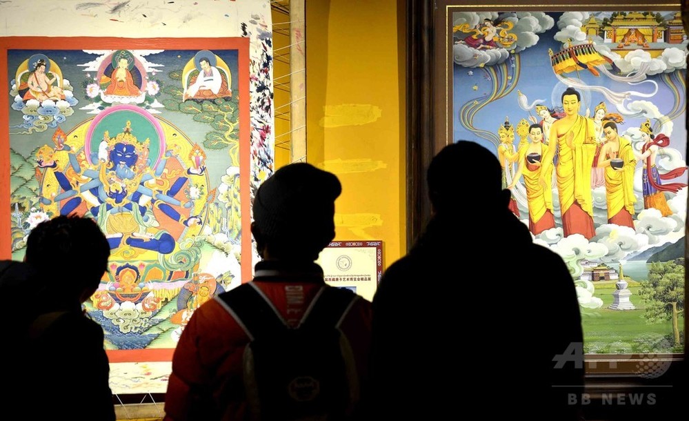 シャングリラで唐卡（タンカ）を究める チベット仏教の世界観を極彩色