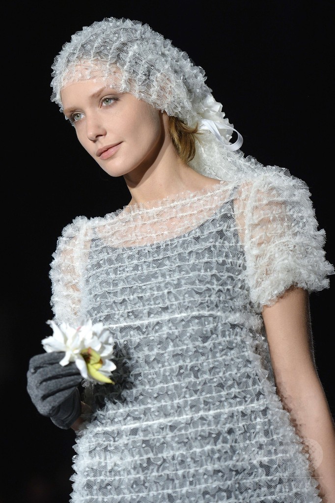 アイスランドの風景をプリント、「アニエスベー」15/16秋冬