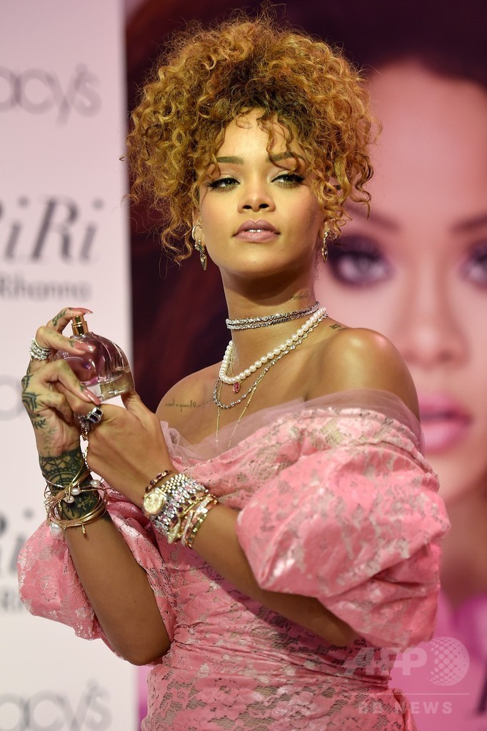 リアーナプロデュース新作フレグランス「RiRi」ローンチイベント開催