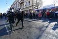 ロシア・ウラジオストクで、アレクセイ・ナワリヌイ氏を支持するデモへの対応で配置された警官ら（2021年1月23日撮影）。(c)Pavel KOROLYOV / AFP