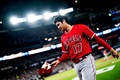 23MLB、トロント・ブルージェイズ対ロサンゼルス・エンゼルス。ダッグアウトに戻るロサンゼルス・エンゼルスの大谷翔平（2023年7月29日撮影）。(c)Mark Blinch/Getty Images/AFP