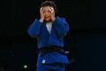 パリ五輪、柔道女子52キロ級2回戦。敗れた阿部詩（2024年7月28日撮影）。(c)Luis ROBAYO / AFP