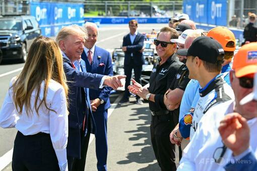 トランプ氏が米首都でインディカー観戦、建国記念レースのスタート