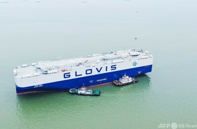 漁船　エンジン　貿易　地金 中国の積載量8600台のデュアル燃料エンジン自動車運搬船 広州で