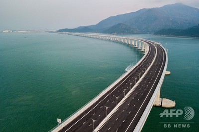 世界最長の海上橋、中国で開通式 香港・マカオ・珠海つなぐ55キロ