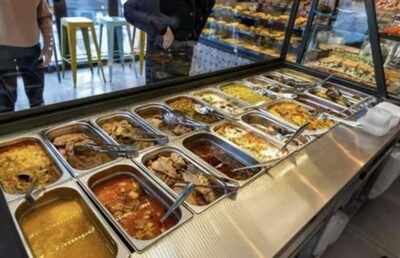 容器持参、1人なのに「2人分」注文・セルフバーの料理ごっそり持ち帰る…韓国“常習犯”60代客に店長がストレス