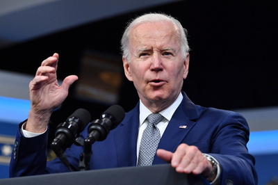 バイデン氏は大統領「不適格」 米共和党幹部