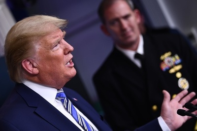 新型コロナ感染リスクで米各州を分類、対策緩和へトランプ氏提案