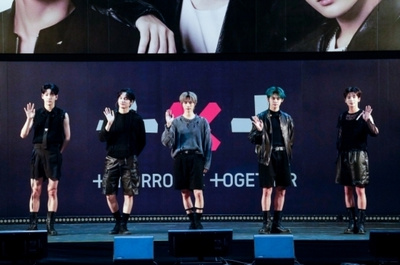 TXT、日本オリコンシングルチャート首位を奪還 – KOREA WAVE