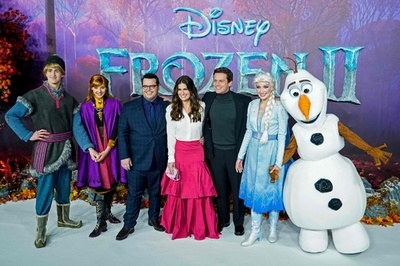 『アナ雪2』、北米興収で首位 感謝祭含む週末で最高記録更新