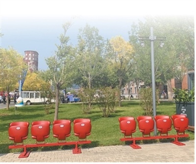 「九三閲兵式」の観覧席の椅子5万脚の行方・中国