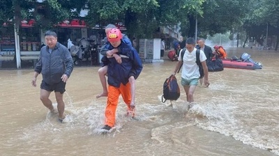 中国貴州省榕江県 30年に一度の洪水で10万人以上が被災