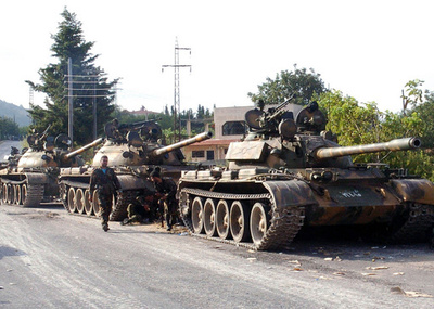 シリア大統領へ反体制派からの直接攻撃の事実なし、情報相