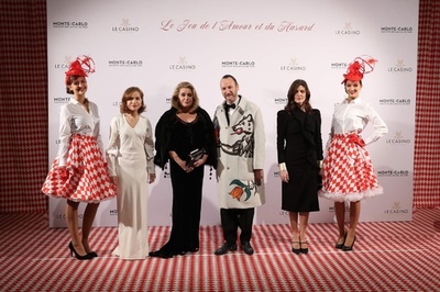 モンテカルロでシュルレアリストディナーパーティー開催