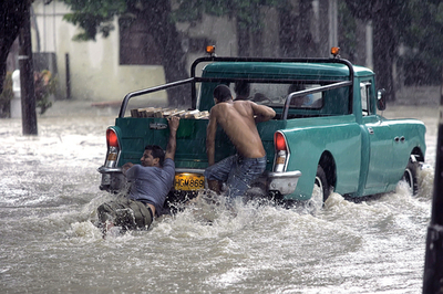 ハリケーン「グスタフ」、ハイチに上陸後キューバに接近