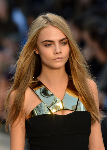 ＜13/14年秋冬ロンドンコレクション＞バーバリー プローサム