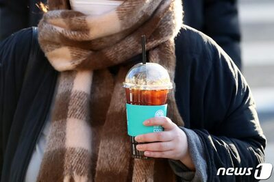 韓国“冷凍庫級”寒波で「アイスアメリカーノ」失速→ホットコーヒーにシフト