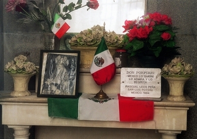 メキシコ最高裁、「ウォルマートの手法はディアス独裁政権時代と同じ」