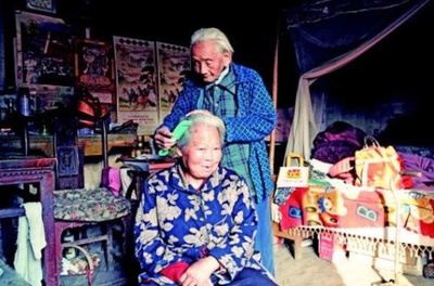 106歳が73歳を介護　中国・山東