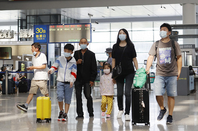 中国鉄道が子ども料金の条件を身長から年齢に見直し 「同じ年齢でも料金違う」不満に対応