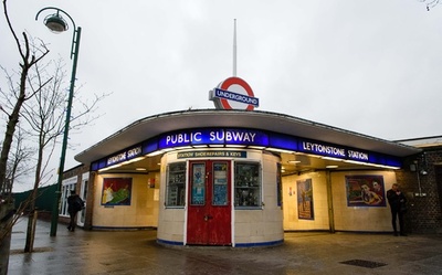 英地下鉄刺傷事件、容疑者の携帯にIS画像