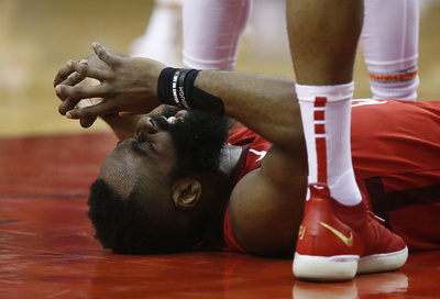 NBAのハーデンが謝罪、中国でバイク運転中に交通違反