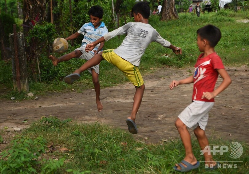 「幸せの国」ブータンから追われた不幸な少数民族ローツァンパ