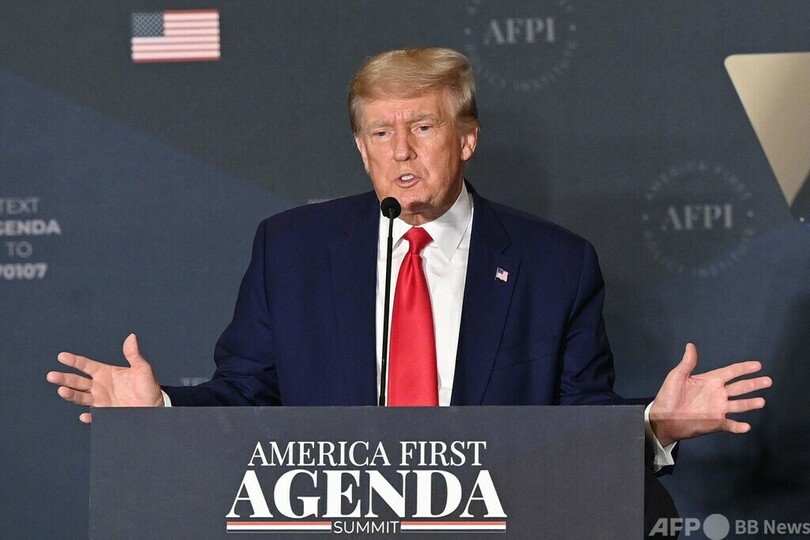 トランプ氏、24年大統領選出馬を示唆 米首都で講演