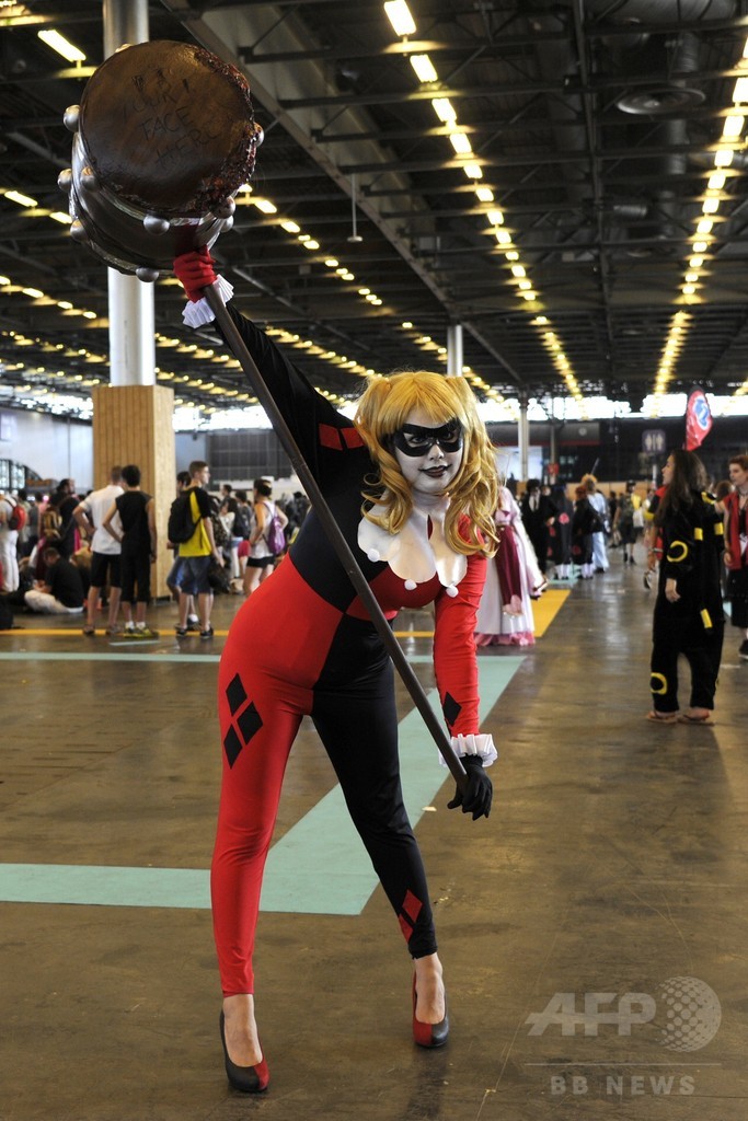 仏パリでジャパンエキスポ開幕、コスプレ好きが大集合
