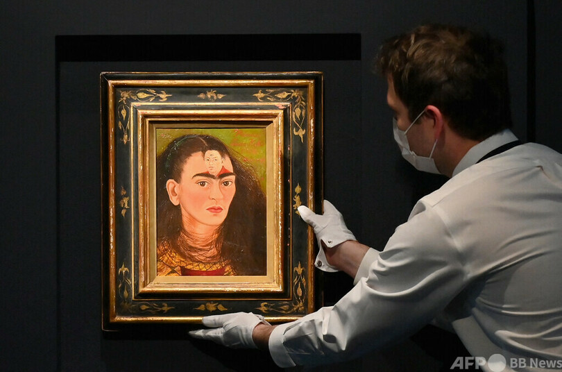 フリーダ・カーロ作品最高額更新 自画像40億円で落札 NY