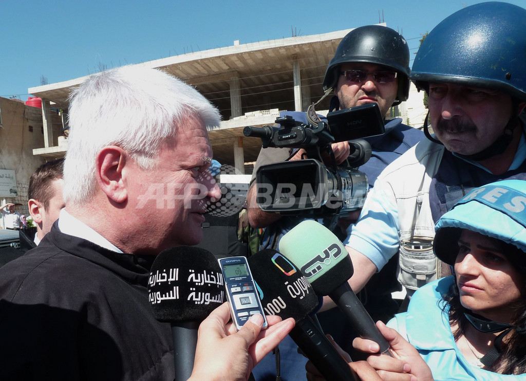 シリア、国連停戦監視団の近くで爆発 監視団員に負傷者なし 写真2枚 国際ニュース：AFPBB News