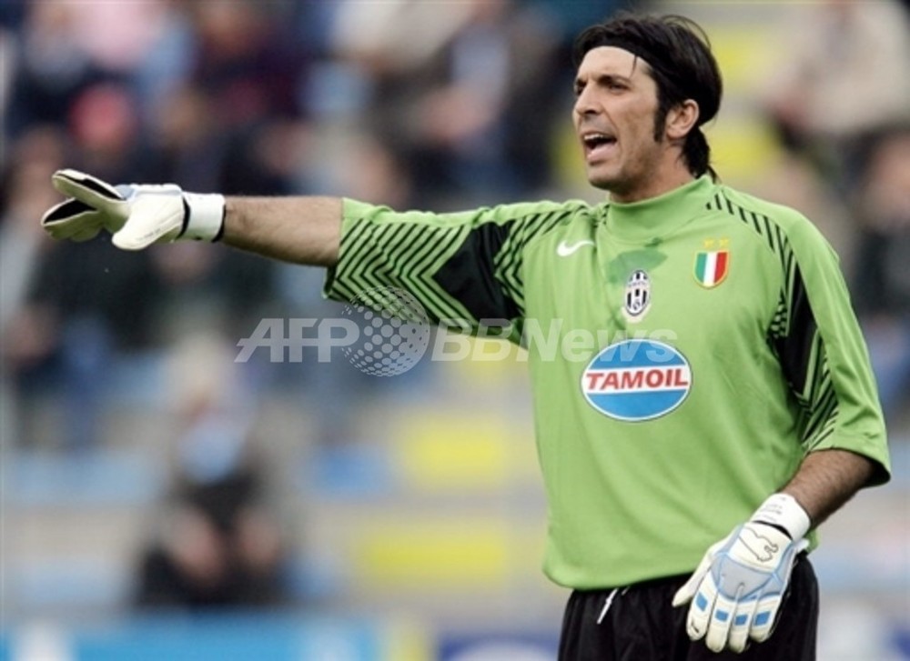 ブッフォン ユベントスと2012年まで契約延長 写真1枚 国際ニュース