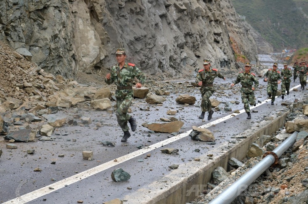 中国・新疆ウイグル自治区でM6.8の地震 写真1枚 国際ニュース：AFPBB News