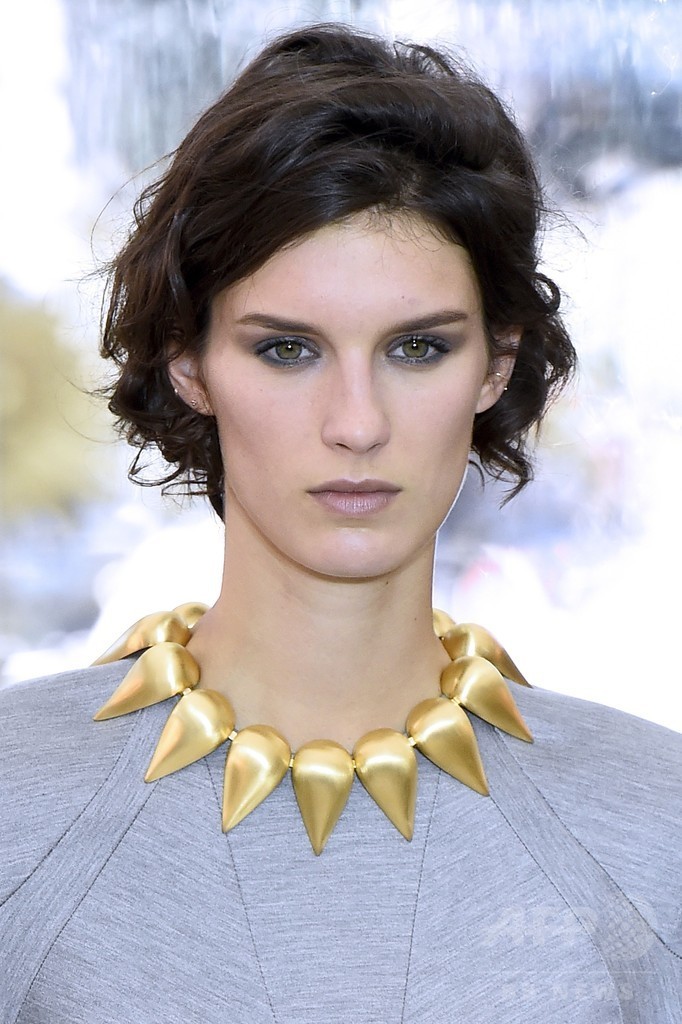 「ルイ・ヴィトン」17年春夏