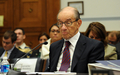 米ワシントンD.C.（Washington D.C.）の米下院監視・政府改革委員会（Committee on Oversight and Government Reform）で証言するアラン・グリーンスパン（Alan Greenspan）前連邦準備制度理事会（FRB）議長（2008年10月23日撮影）。(c)AFP/TIM SLOAN