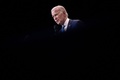 米コネティカット州ウェストハートフォードで開催された会合で演説を行うジョー・バイデン大統領（2023年6月16日撮影）。(c)Brendan Smialowski / AFP