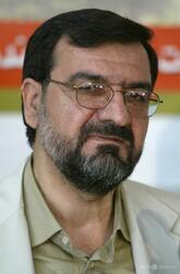 イラン最高指導者軍事顧問、ホルムズ海峡で米艦船を撃沈すると警告