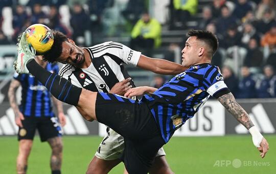 ユベントス勝利で4位浮上、敗れたインテルは首位奪取ならず 写真