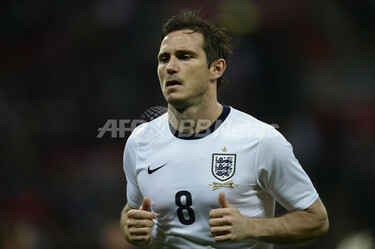 ランパード、代表戦100試合出場で「報われる」 写真2枚 国際ニュース