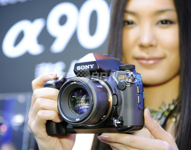 ソニー、デジタル一眼レフカメラ最上位機種「α900」発売へ 写真3枚 国際ニュース：AFPBB News