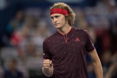 ズベレフ、対戦相手の途中棄権で3回戦へ 上海マスターズ