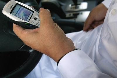 仏少年２人、10歳少女を暴行 携帯に録画し同級生に見せる