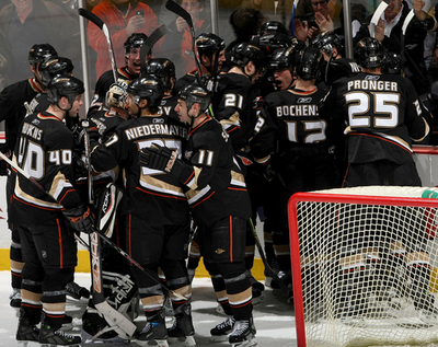 ダックス オーバータイムの末シャークスに競り勝つ