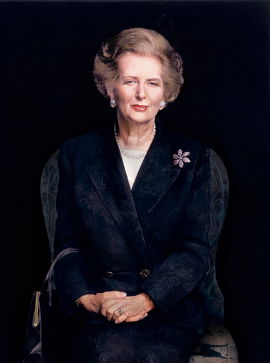 「鉄の女」サッチャー氏の肖像画、英首相官邸に