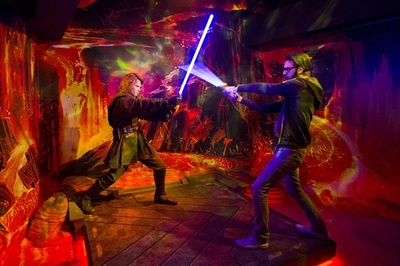 スター・ウォーズ、ろう人形に ロンドン