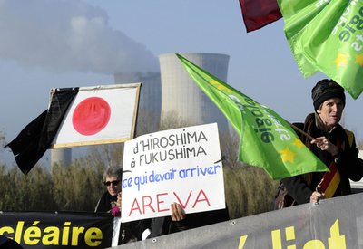 仏アレバの原発周辺で抗議デモ