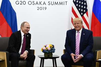 トランプ氏、プーチン氏にコロナ検査キット送付 米著名記者が新著で暴露
