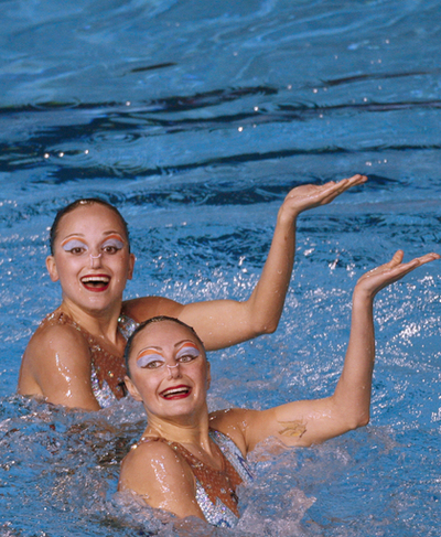 ＜第12回世界水泳選手権＞シンクロナイズドスイミング、ダビドワ／エルマコワ組 デュエット・フリールーティン予選を首位で通過 - オーストラリア